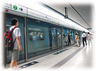 甩开呆板形象,15 位设计师将台北地铁大变身!