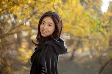 控诉完娱乐圈潜规则,蒋欣又来黑广告圈!