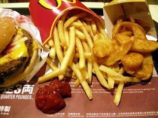 在愤怒的食客面前 麦当劳的公关能奏效吗?