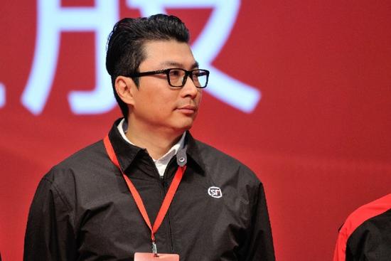叫板马云、向客户道歉，顺丰王卫是个什么样的人
